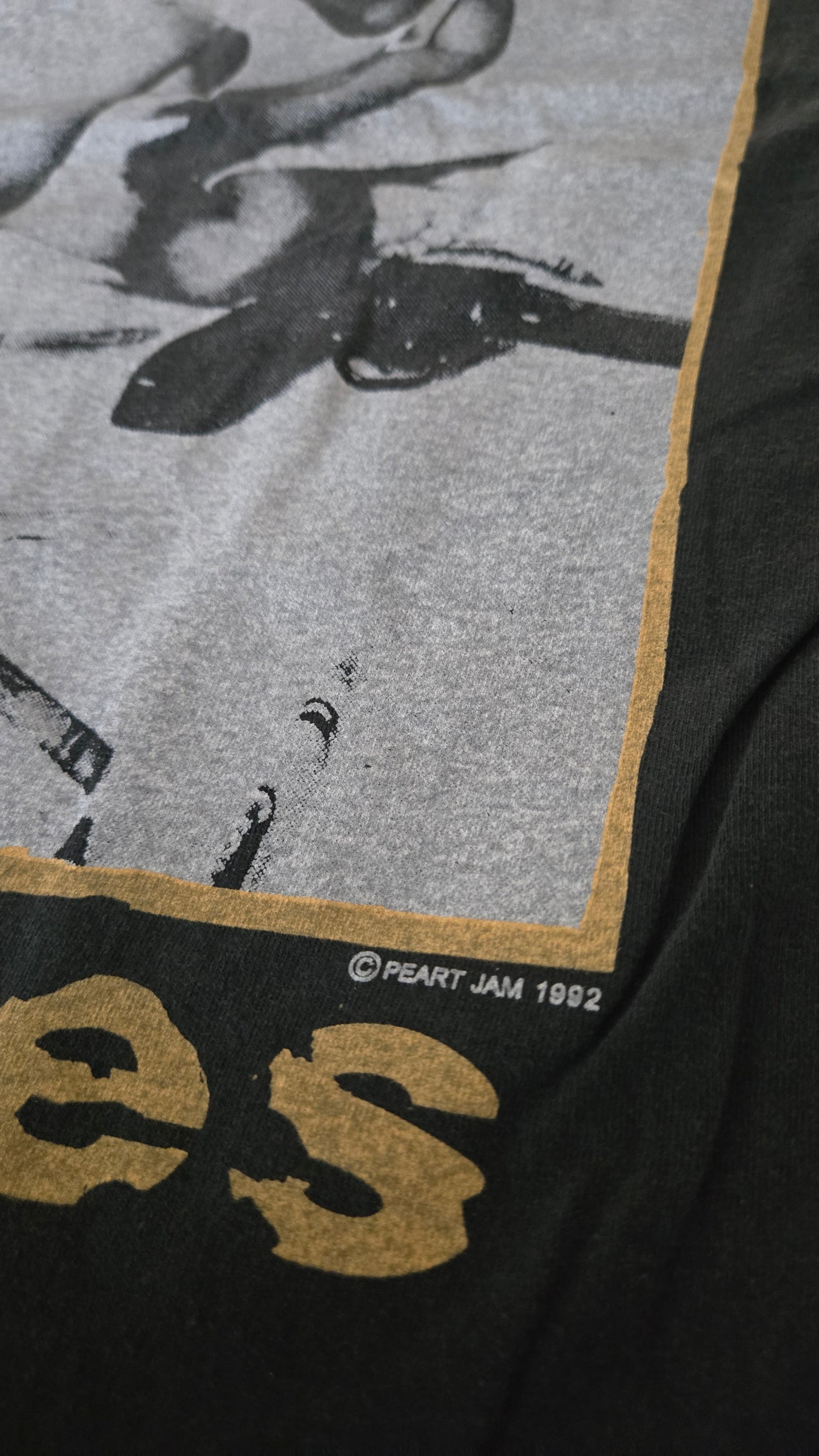 RARE 90S - PEARL JAM Choices "Crayons to Guns" TSHIRT
VINTAGE reprint